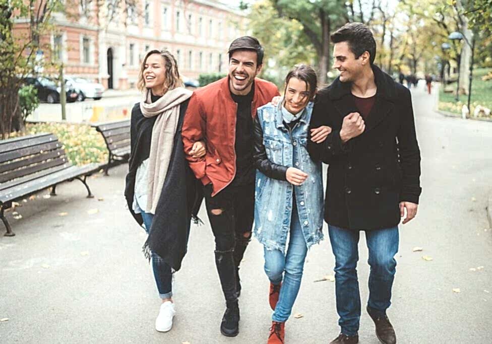 wedding couple with their witnesses